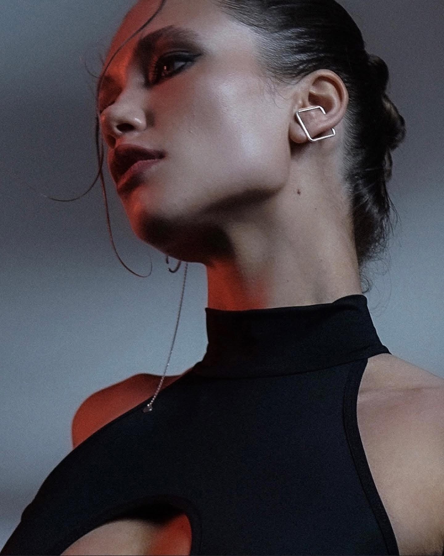 Picky Finders Store. Frame 20x20_01. Sterling Silver. By Kozar 2