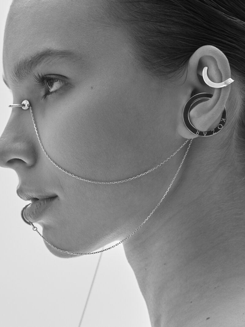 Picky Finders Store. Nose with Chain 4. Sterling Silver. By Kozar