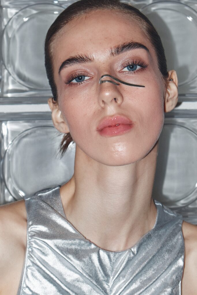 Wave Nose Cuff. Sterling silver. By Kozar. At Picky Finders store_04