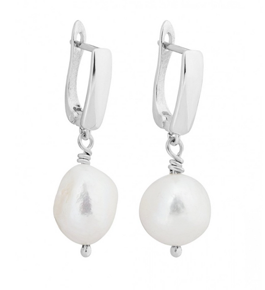 Your Pearl Earrings Classic